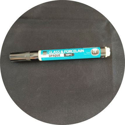 Glass & Porcelain Pen 2 - 4 mm Tip Black Opaque Bake on at 160c On an Oven CR53