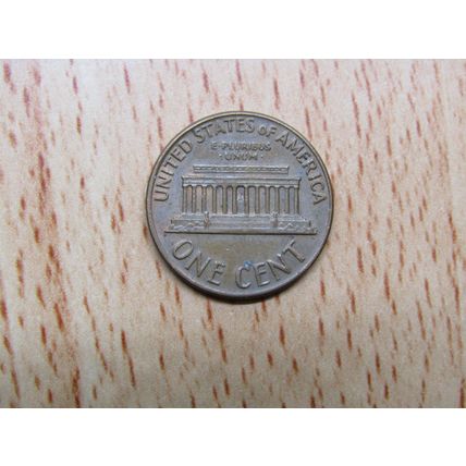 1969s USA 1 Cent Lincoln Memorial Coin