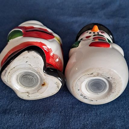 SANTA & SNOWMAN SALT & PEPPER SHAKERS Set Christmas Holiday Ceramic
