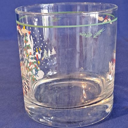 Lot 2 International COUNTRY CHRISTMAS OLD FASHIONED 8 oz Glass Farm 3 1/2"
