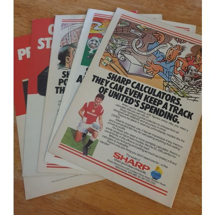 X 5 Manchester United Vintage Football Programmes. No's 13/14/18/23/32