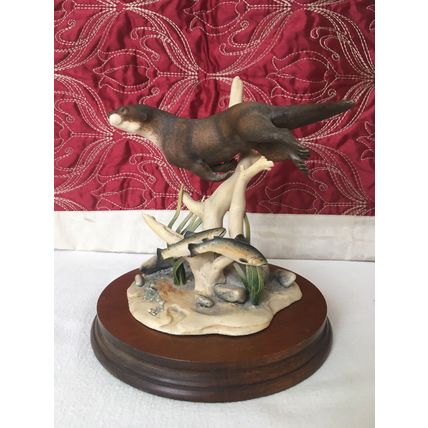 Border Fine Arts Otter and Trout WW5 Vintage 1989 by Elizabeth Waugh