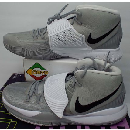 New Mens 17.5 NIKE Kyrie 6 TB Promo Flat Silver White Shoes MSRP $130 CW4142-002