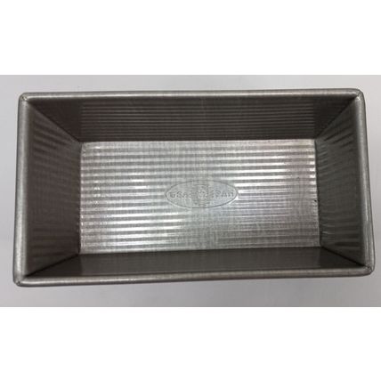 USA Pan Bakeware Seamless Nonstick Standard Bread Loaf Pan - 5 x 9 x 2.75 Inches