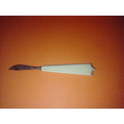Antique Manicure Ivory & RED Tone Bakelite Handle Tools Knife, ROACH CLIP