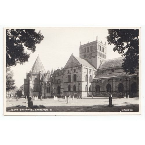 Southwell Cathedral Nottinghamshire Postcard 19946
