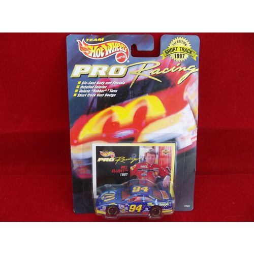 Hot Wheels 1997 Pro Racing Short Track 1st Ed #94 Bill Elliot Diecast NASCAR