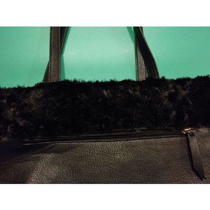 LaDiva DV Black Leather Faux Fur Handbag Large 18" x 12"