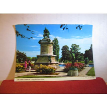 GOWER MEMORIAL, STRATFORD UPON AVON unused postcard by John Hinde =
