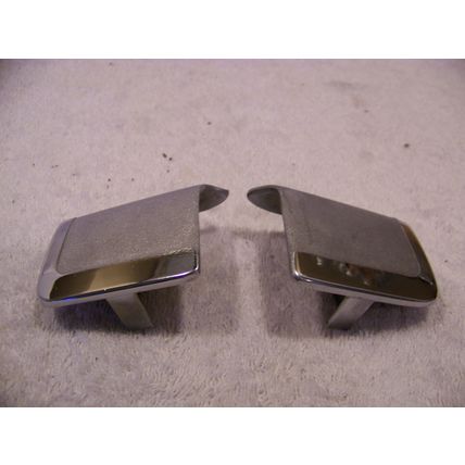 1972 CHRYSLER NEWPORT CUSTOM INSIDE DOOR LATCH HANDLES