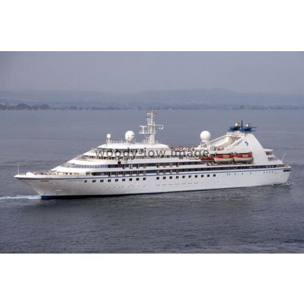 SQ0992 - Cruise Liner - Seabourn Spirit , built 1989 - photograph 6x4