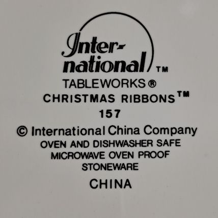 Lot 4 International CHRISTMAS RIBBONS Salad PLATES 7 3/4" Tableworks Holly