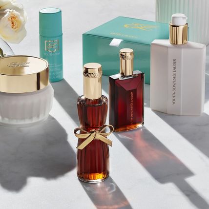 Estée Lauder Youth-Dew Eau De Parfum Spray with Notes of Rose, Spices & Patchoul