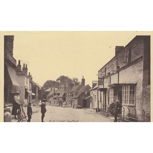 High Street Twyford Hampshire Postcard (HAM77013)