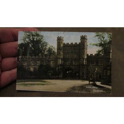 1906 fr Postcard - Gateway scene, Battle Abbey - Hastings, Sussex
