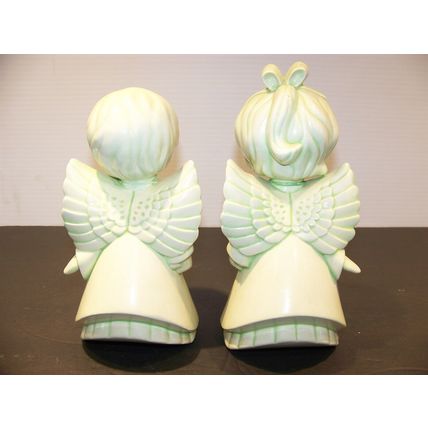 Kissing Choir Angels Ceramic Figurines 1980 Vintage Christmas