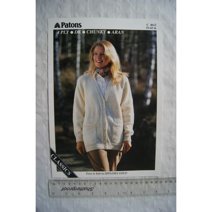1991 Patons 4612 cardigan, 4 ply DK chunky aran, 32-42 inch, 81-107 cm, easy