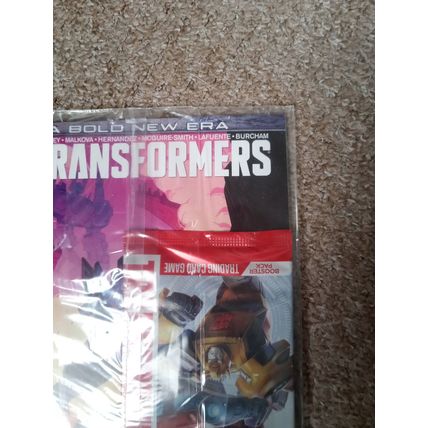 TRANSFORMERS # 8 (2019) IDW (NM Condition) POLYBAGGED WITH CARDS (CVR A)