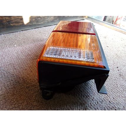 1984 - 1996 Jeep Cherokee Tail Light Assy OEM LH 8956000121 85 86 87 88 89