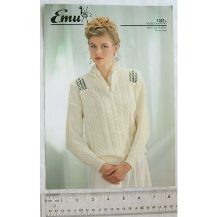 Vintage: Emu 1021c ladies cardigan, DK