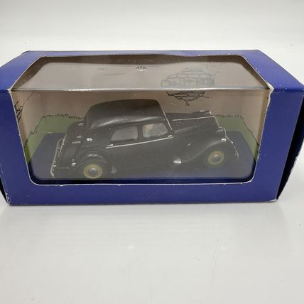 HERGE-MOULINSART Tintin CITROEN The sunflower case 1:43 Diecast Atlas W/box