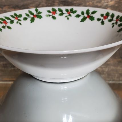 Royal Norfolk Cereal Bowl Christmas Holly Leaves & Berried, Rim, No Trim