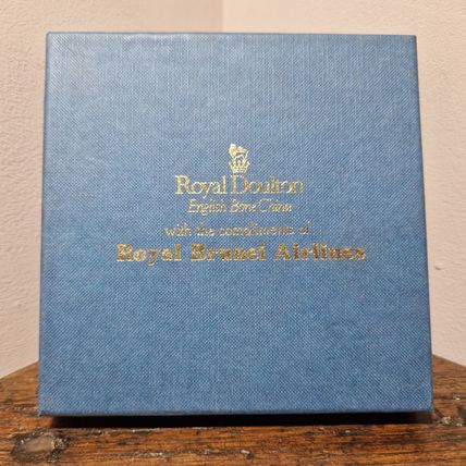 Small Royal Doulton Decorative Plate with Compliments of Royal Brunei Airlines
