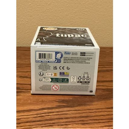 Funko Pop! Rocks - Tupac Shakur #446 Vinyl Figure (Box & Protector)