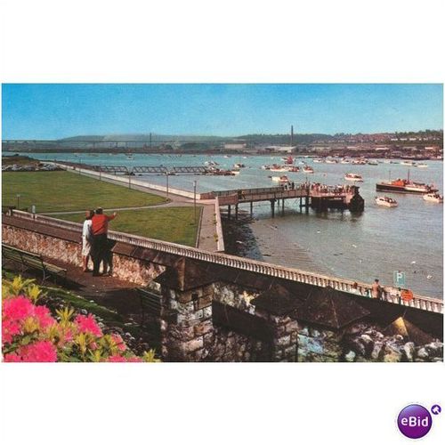 GB Postcard - River Medway & Castle Grounds Rochester, Kent