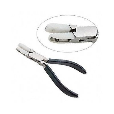 4 3/4" Flat Nose Pliers With Plastic Jaw