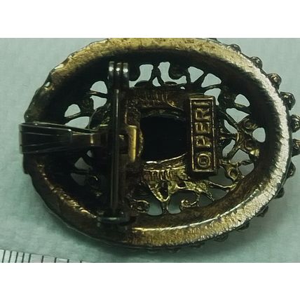 Vintage Peri Brass Tone Brooch Pin / Pendant