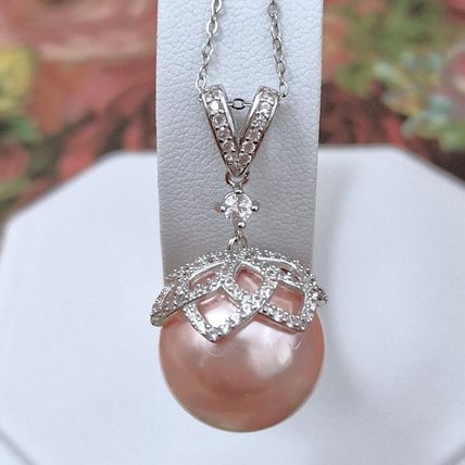 Haliotis Asinina Pink Pearl & Zircon Pendant & 18" Chain Rhodium on 925 Silver