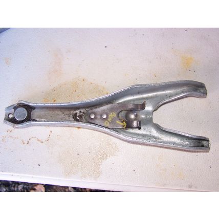 1937 PLYMOUTH CLUTCH FORK OEM