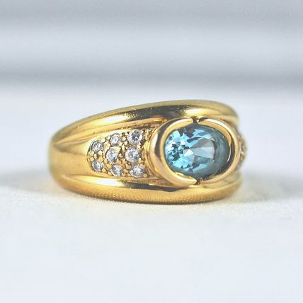 Massive solid gold ring with blue bezel set topaz Stamped fine gold jewelry