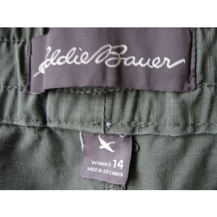 Eddie Bauer 98% Cotton 2% Spandex Olive Green Ladies Shorts, Size 14