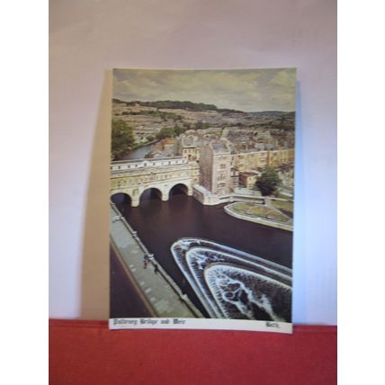 PULTENEY BRIDGE & WEIR, BATH. SOMERSET. unused postcard Colourmaster =