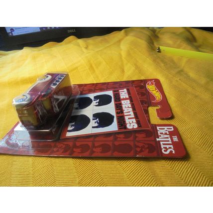 THE BEATLES Hard Day's Night HOT WHEELS!! Mint! 2016! $25.00 Shipped!