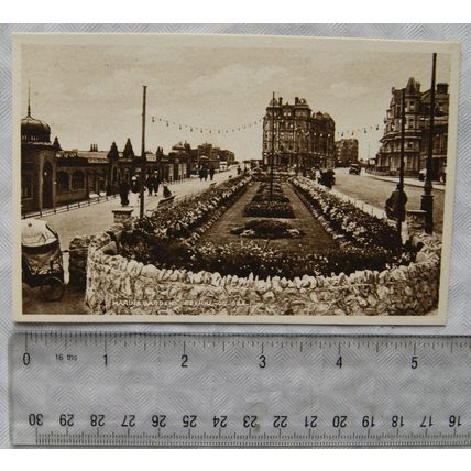vintage postcard Bexhill on Sea - Marina Gardens