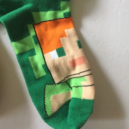 Boy's Minecraft Red Blue & Green Low Cut Socks Shoe Size 3-10 Socks