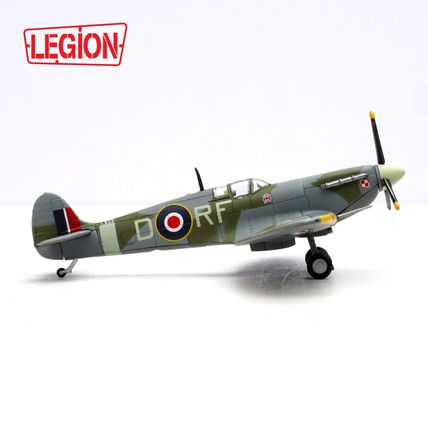 SPITFIRE MK.VB EN951 RF.D NO.303 SQN RAF - PANZERKAMPF 14618LC 1/72 - PRE ORDER
