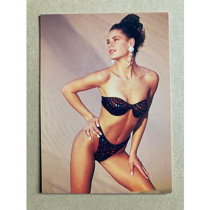 Ujena Swimwear Illustrated 1994 Edition Base trading card # 82 Nicole (A)