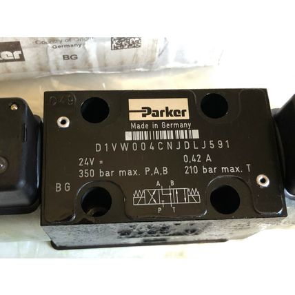 NEW PARKER D1VW004CNJDLJ591 VALVE,24VDC,TK