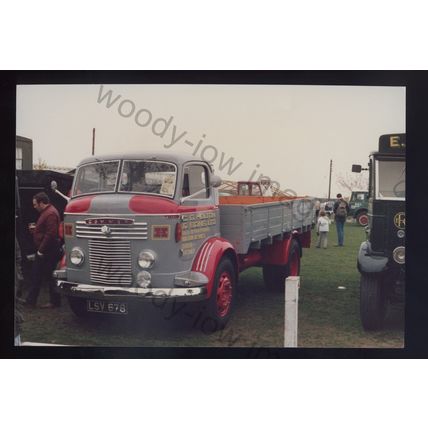 tm8569 - Commercial Vehicle - Holton's Commer Truck - Reg.LSV 678 - photo 6x4