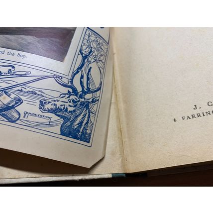c1940 "ROBIN HOOD AND HIS MERRY MEN" ILLUSTRATED LARGE HARDBACK BOOK (P4)