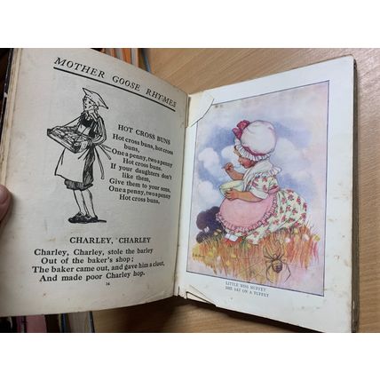 1932 "MOTHER GOOSE RHYMES" ILLUSTRATED FICTION LARGE HARDBACK BOOK (P4)