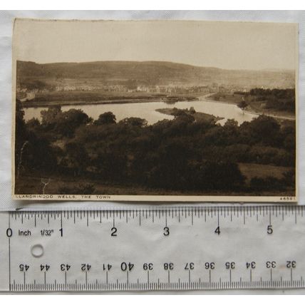 vintage postcard Llandrindod Wells, The Town