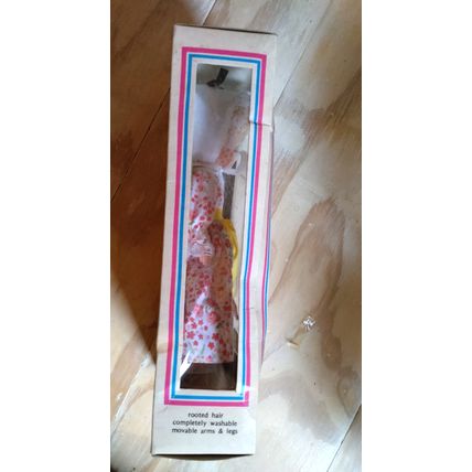 Dolls Of All Nations Italy #1052 in Box! VINTAGE! Hills Dept. Store Stock