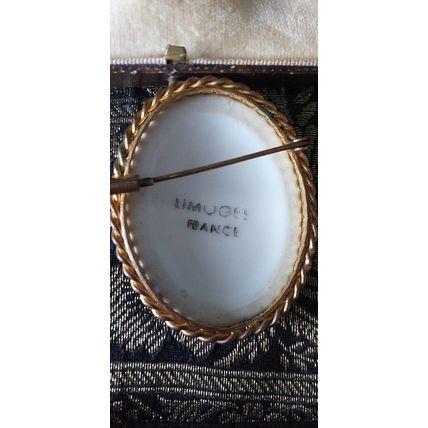 Vintage Genuine LIMOGES Hand Carved and Hand Painted Portrait Brooch - Very Old.