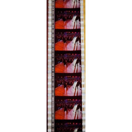 Pk DAU - A - MIX - B 028b. 1 STRIP OF 5 - 35MM FILM CELLS. (BB )
