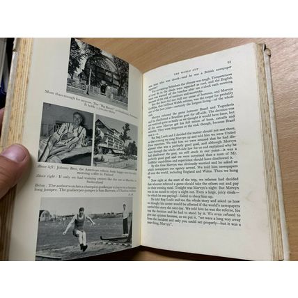 1954 1ST EDITION "REFEREEING AROUND THE WORLD" ARTHUR E ELLIS HARDBACK BOOK (P4)